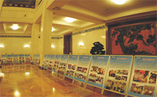 中國(guó)質(zhì)量檢驗(yàn)協(xié)會(huì)收集制作的各地質(zhì)量技術(shù)監(jiān)督局及直屬掛靠單位在“質(zhì)量和安全年”里開展的工作以供與會(huì)代表參觀